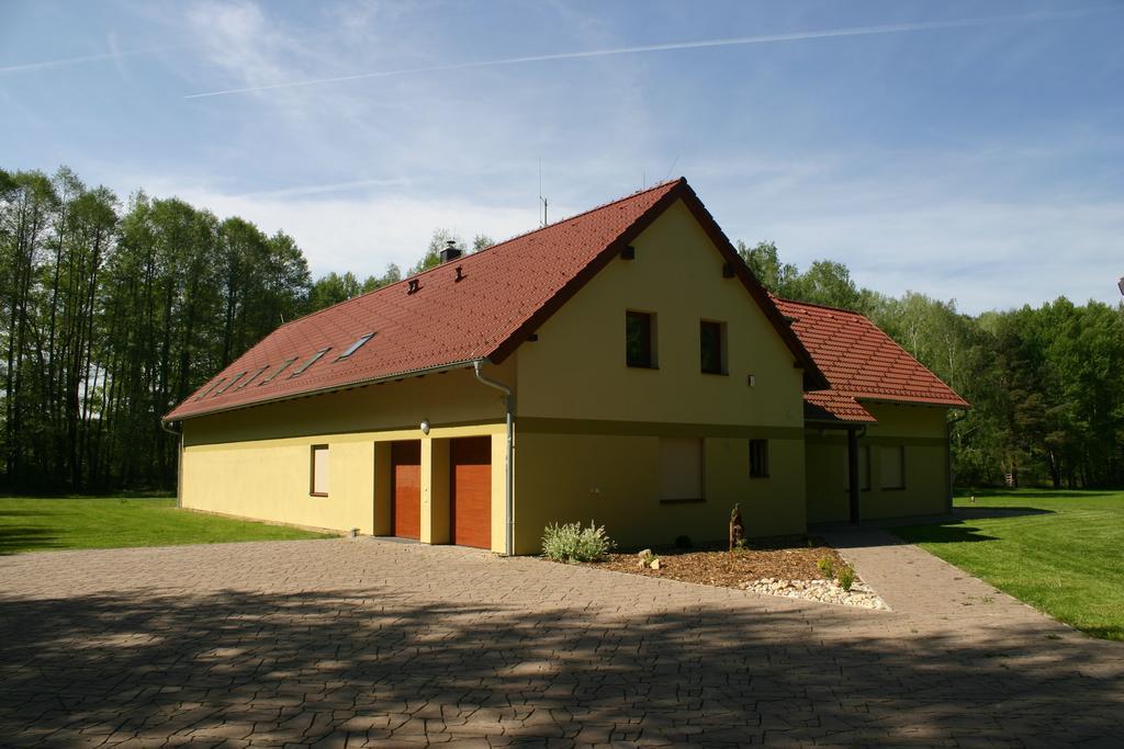 Hotel Penzion U Blatce Nové Hrady Exterior foto